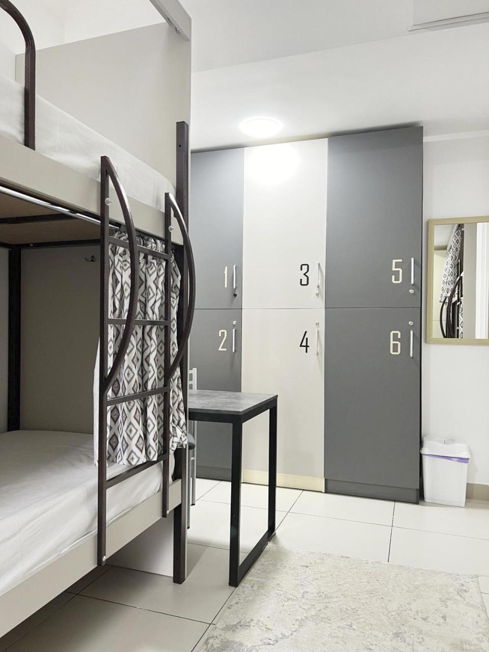 Compass Hostel Sydykova Bichkek Extérieur photo